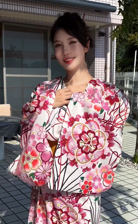 推特有尺度香月怜41V34.33G优质珍藏