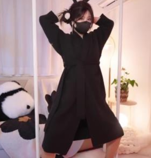 Nana_taipei感觉同学的妈妈2网盘资源1部887M