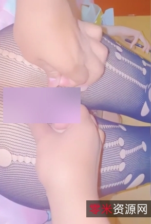 推特小美破洞网袜视频95M粉嫩诱人