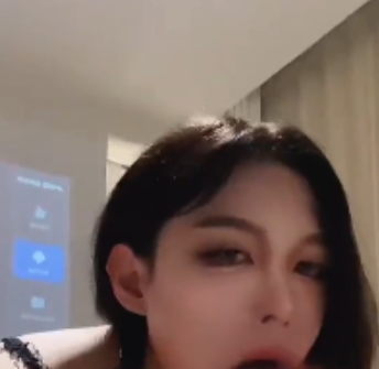 推特伪娘熙熙黑丝诱惑1V347M优质某处