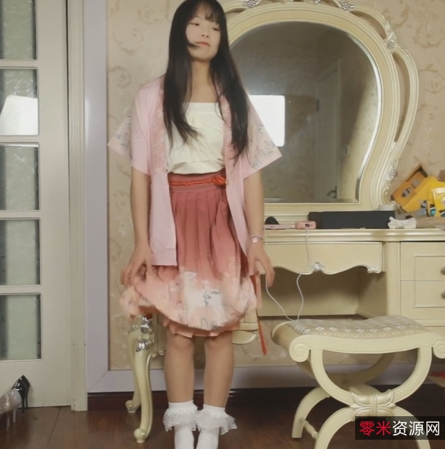 1.89GB火辣灵唯展示视频2部网盘合集