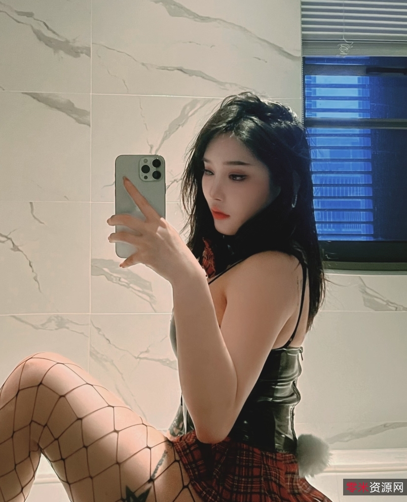 微密圈宋昱欣私藏作品9V529P1.34G健身女神高清展示