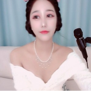 CB站meow私密视频7部5.23G