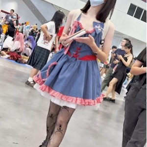 K社丝袜御姐三连弹394MB流鼻血